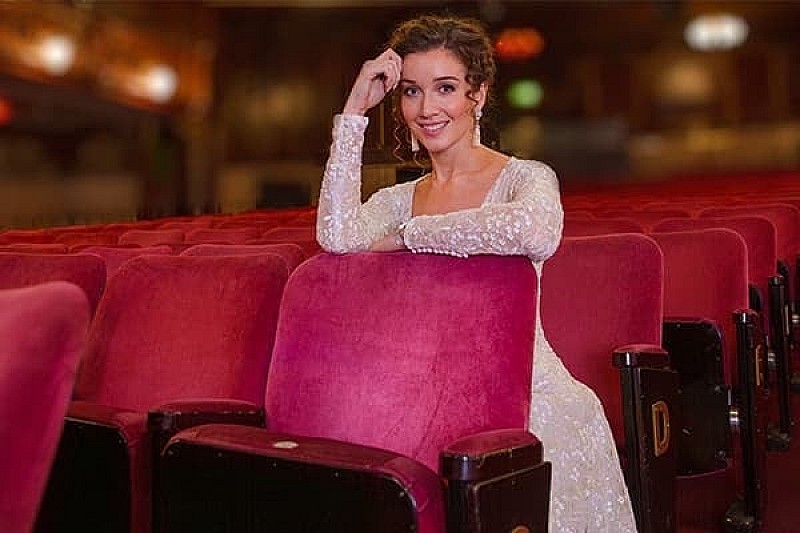 Carly Paoli and Friends - Hollywood to Broadway